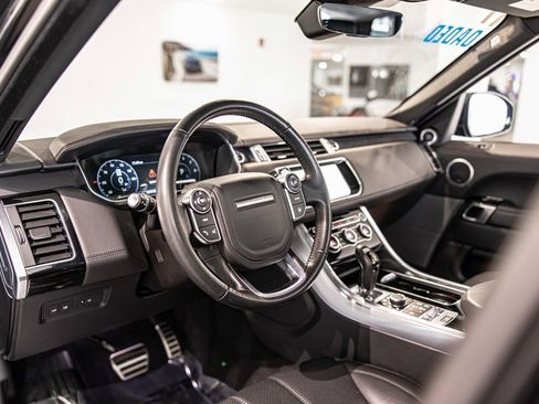 Used 2017 Land Rover Range Rover Sport HSE Dynamic image 20