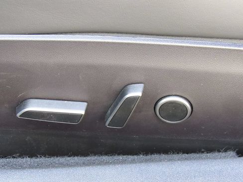 Used 2022 Tesla Model 3 RWD image 11