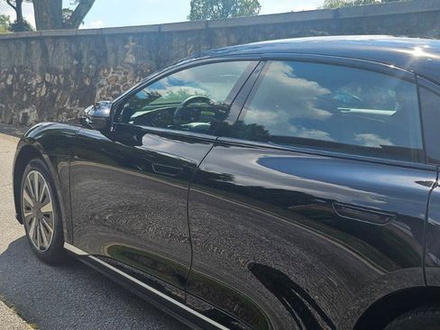 Used 2024 Lucid Air Pure RWD image 17