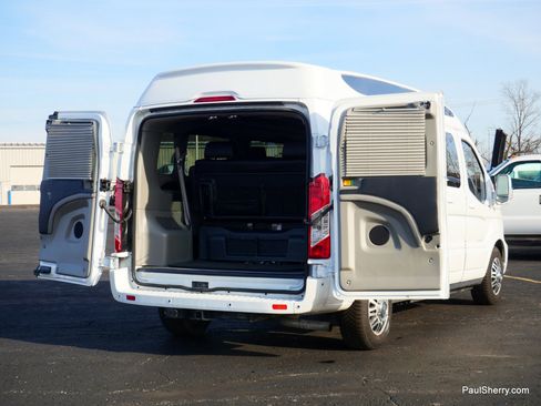 Used 2023 Ford Transit 150 Low Roof AWD image 24