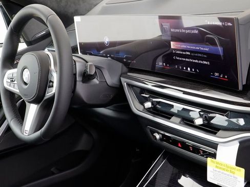 New 2026 BMW X7 xDrive40i w/ M Sport Package AWD/4WD image 22