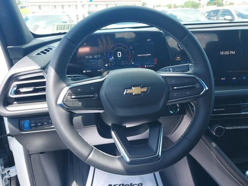 New 2026 Chevrolet Traverse LT AWD/4WD image 17