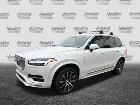 Certified 2023 Volvo XC90 B5 Plus w/ Protection Package Premier image 9
