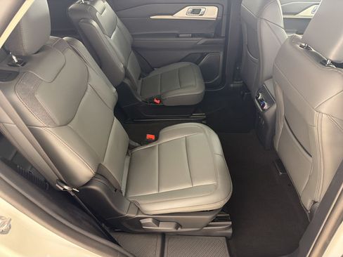 New 2026 Ford Explorer Active w/ Active Comfort Package AWD/4WD image 30