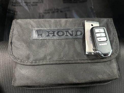 Used 2022 Honda Accord Sport image 38