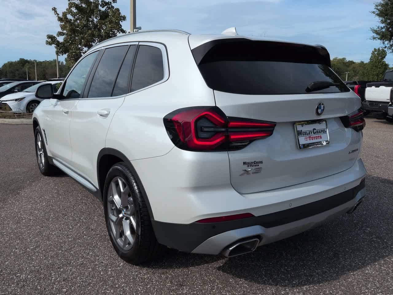 Used 2023 BMW X3 xDrive30i w/ Convenience Package AWD/4WD image 4