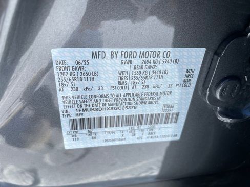 Used 2025 Ford Explorer Active image 45