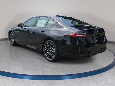 New 2026 BMW 530i w/ Executive Package RWD image 7