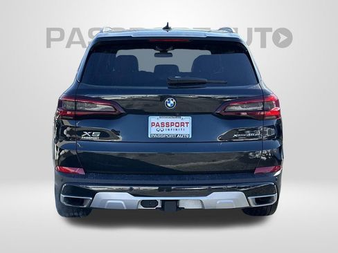 Used 2023 BMW X5 xDrive45e w/ Climate Comfort Package image 3