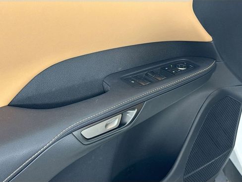 Used 2025 Lexus RX 350 Premium image 18