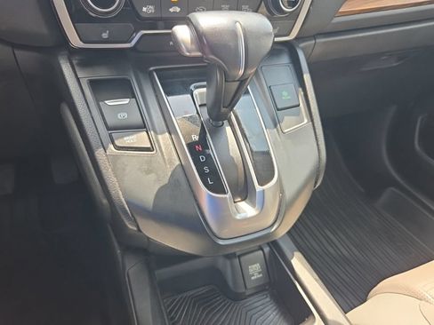 Used 2018 Honda CR-V Touring image 26