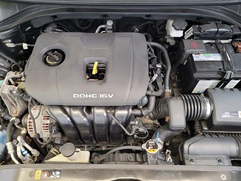 Used 2017 Hyundai Elantra SE w/ SE A/T Tech Package 03 image 30