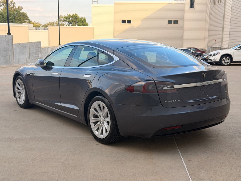 Used 2018 Tesla Model S 75D AWD/4WD image 5