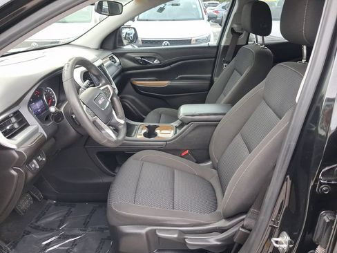 Used 2021 GMC Acadia SLE FWD image 14