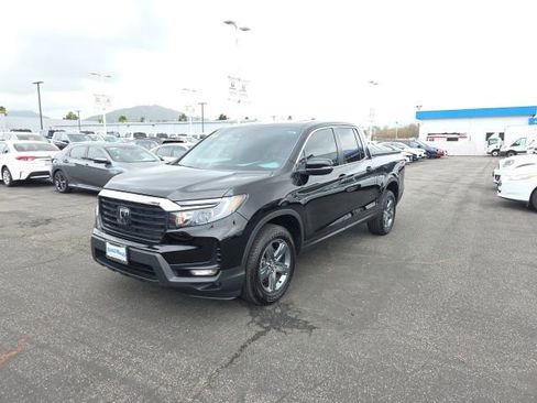 Certified 2023 Honda Ridgeline RTL image 5