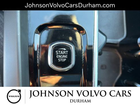 Used 2023 Volvo XC60 B5 Core w/ Climate Package image 20
