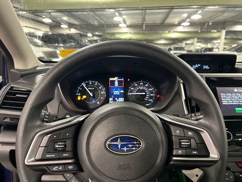 Used 2018 Subaru Impreza 2.0i Premium w/ Eyesight & BSD & Rcta image 11