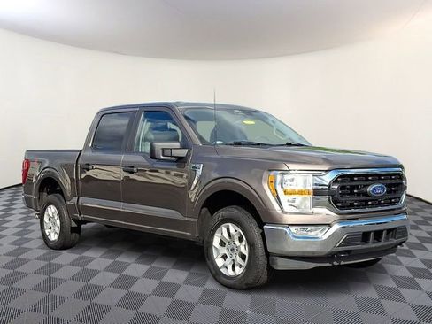 Used 2022 Ford F150 XLT AWD/4WD image 1