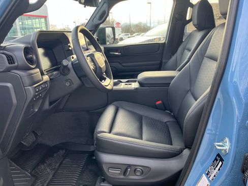 New 2026 Toyota Land Cruiser image 10