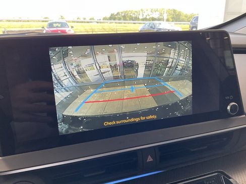 New 2026 Toyota Prius XLE image 14