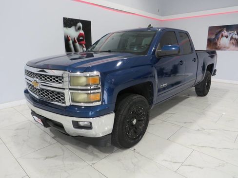 Used 2015 Chevrolet Silverado 1500 LT w/ Texas Edition, 1LT Trim RWD image 7