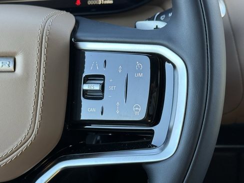 New 2025 Land Rover Range Rover Sport SE image 20