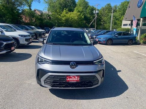 Used 2025 Volkswagen Taos S AWD/4WD image 2