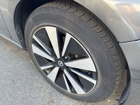 Used 2021 Nissan Altima 2.5 SV image 4