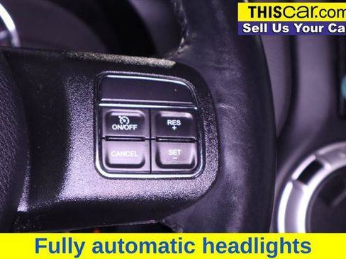 Used 2018 Jeep Wrangler Unlimited Rubicon w/ Connectivity Group AWD/4WD image 19