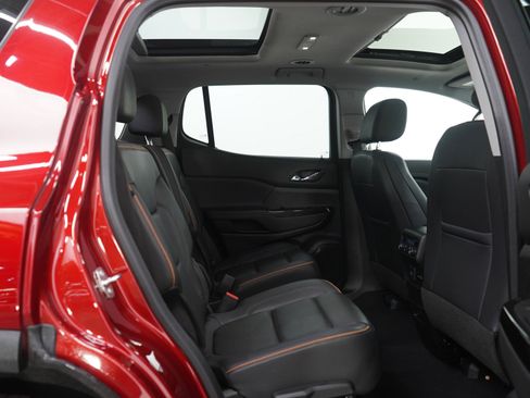 Used 2023 GMC Acadia AT4 w/ Technology Package image 13