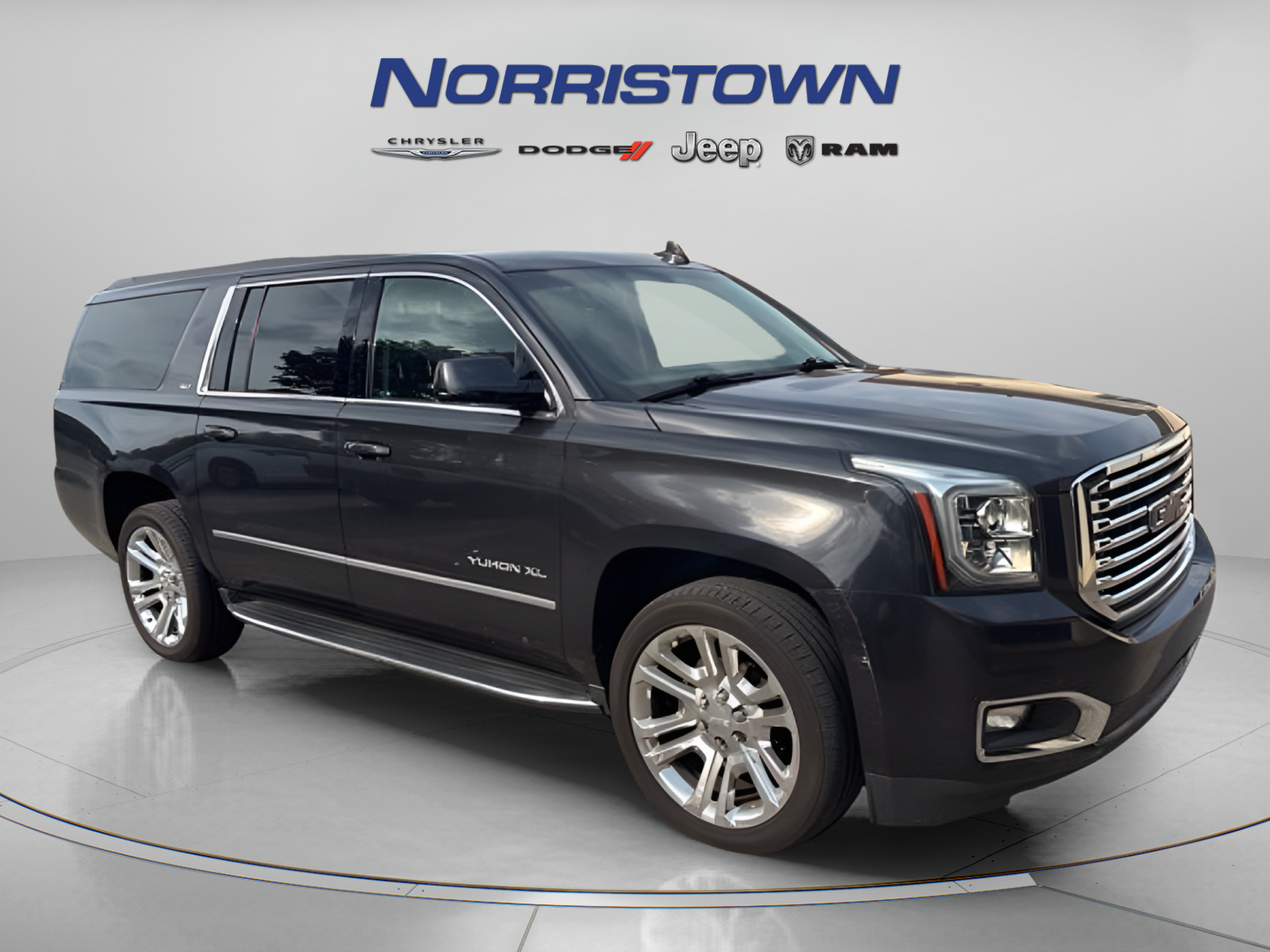 Used 2020 GMC Yukon XL SLT w/ Premium Edition AWD/4WD image 1