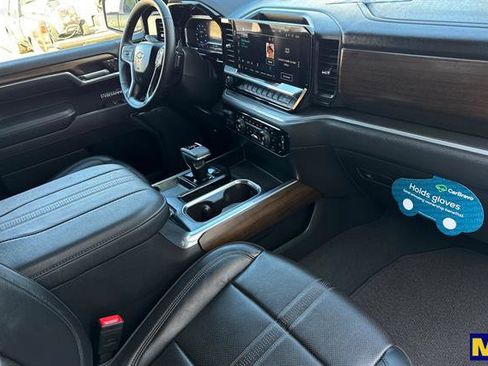 Used 2025 Chevrolet Silverado 1500 High Country w/ Technology Package image 18