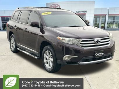 Used 2012 Toyota Highlander SE w/ Tow Pkg
