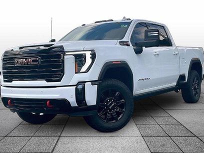 Used 2024 GMC Sierra 2500 AT4 w/ AT4 Premium Plus Package