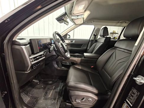 Used 2025 Hyundai Santa Fe SEL FWD image 25