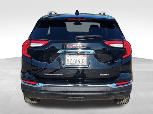 Used 2022 GMC Terrain SLT image 4