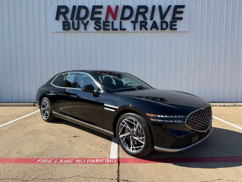 Used 2024 Genesis G90 3.5T AWD/4WD image 9