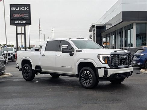 Used 2024 GMC Sierra 3500 Denali Ultimate image 2
