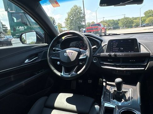 Used 2026 Cadillac CT4 V Blackwing w/ Technology Package RWD image 30