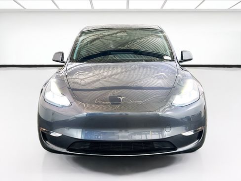 Used 2023 Tesla Model Y Performance AWD/4WD image 2
