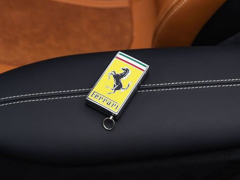 Certified 2025 Ferrari Roma Spider image 20