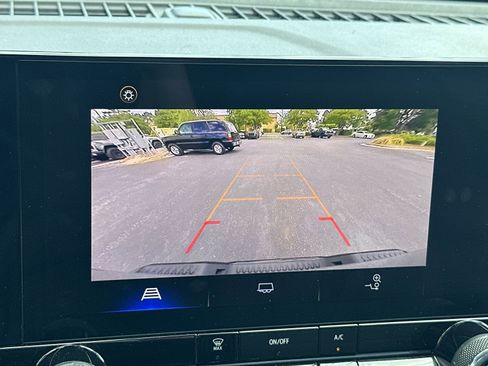 Used 2024 Chevrolet Colorado W/T image 27