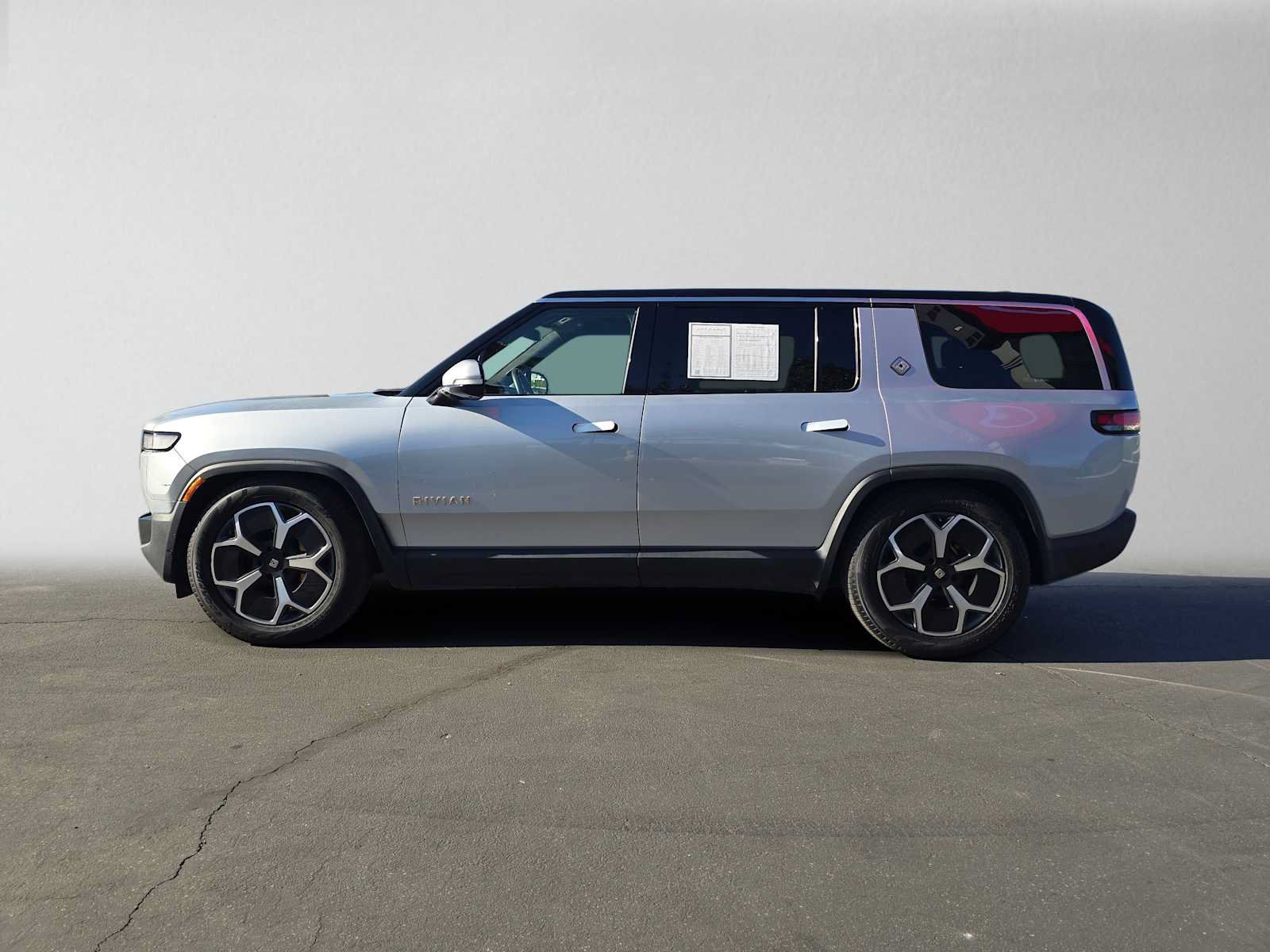 Used 2023 Rivian R1S Adventure Quad AWD/4WD image 6