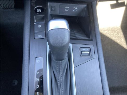 New 2026 Nissan Kicks SV w/ SV Premium Package image 18