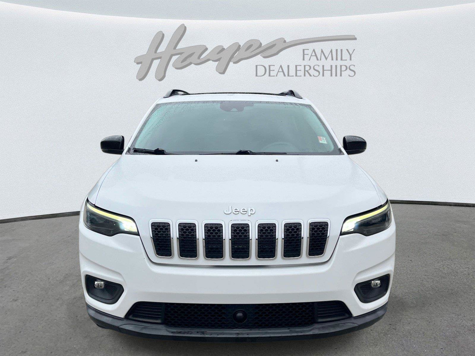 Used 2022 Jeep Cherokee Latitude Lux w/ Sun & Sound Group FWD image 8