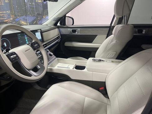 New 2025 Hyundai Santa Fe Calligraphy image 8