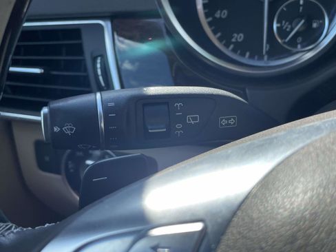 Used 2012 Mercedes-Benz ML 350 4MATIC image 20