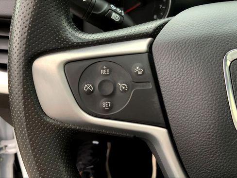 Certified 2022 GMC Terrain SLE w/ Driver Convenience Package image 22