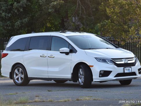 Used 2018 Honda Odyssey EX-L image 4
