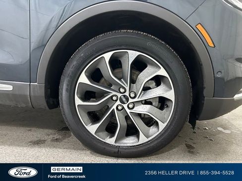 Used 2022 Lincoln Nautilus Reserve w/ Equipment Group 201A image 11